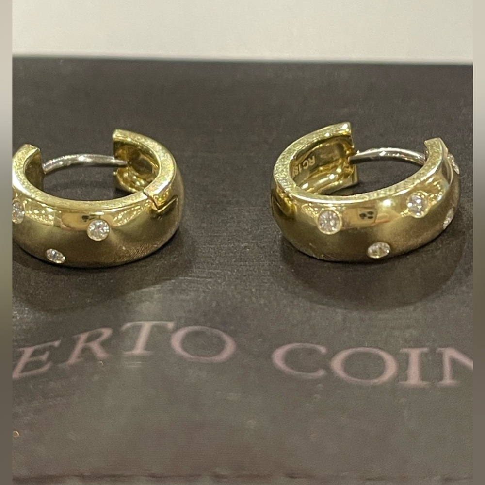 Roberto coin little treasures Huggies earring 18k with diamonds